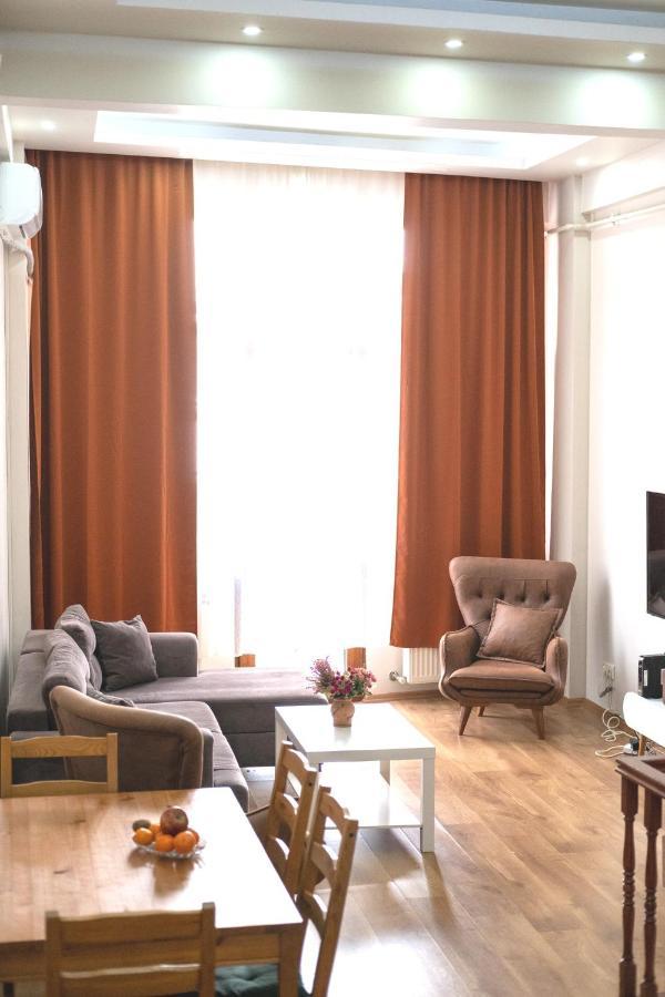 Garden Duplex With Netflix Close To Taksim,Bomonti Apartment Istanbul Ngoại thất bức ảnh