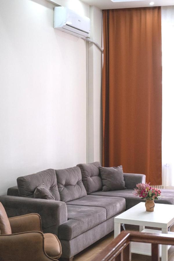 Garden Duplex With Netflix Close To Taksim,Bomonti Apartment Istanbul Ngoại thất bức ảnh